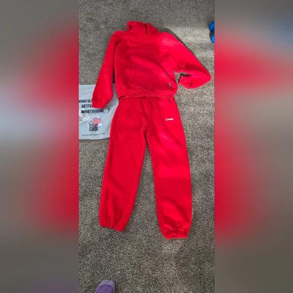 Red COMFRT SET - Picture 1 of 3